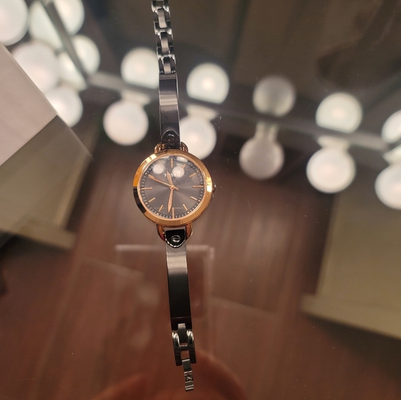 Watch - Picture 5 of 6